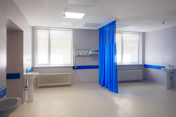 Anti-Bacterial Hospital Blinds in Delhi: Hygiene &amp; Privacy